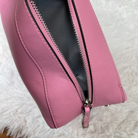 ALFANI ~ Bangle Faux-Leather Hobo ~ Pink Shell Silver ~ NWT! - Picture 9 of 12